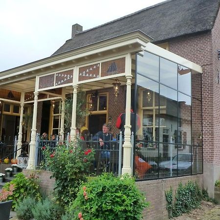 'T Oude Veerhuis Heerewaarden Kültér fotó
